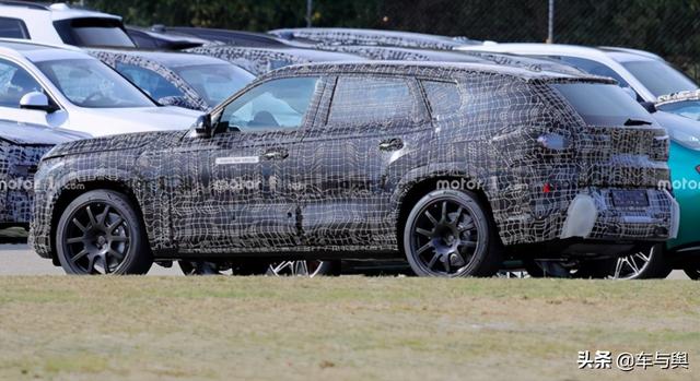 宝马X8渲染图曝光,或作为宝马SUV旗舰车型推出