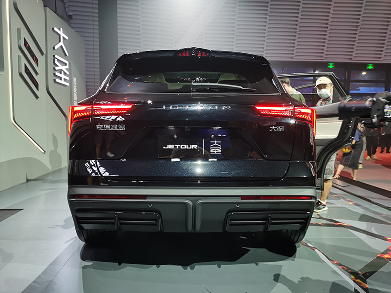 捷途大圣售9.99万元起,车宽1米9的紧凑型SUV,推荐王者PLUS