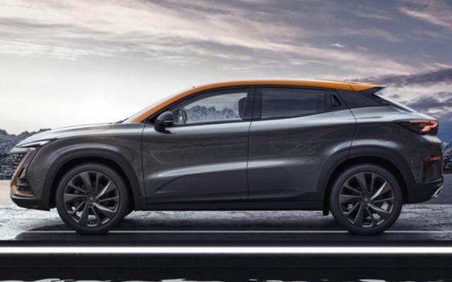 长安全新跨界SUV,造型很大胆,网友:早点出就买它了