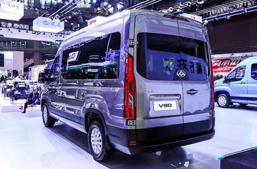 买轻客却不知道怎么选？你想要的，上汽大通MAXUS V90统统都有