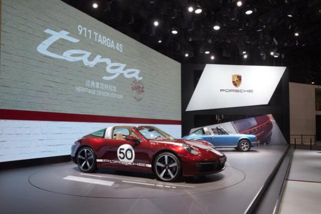 一辆车诠释经典与未来 保时捷 911 Targa 4S