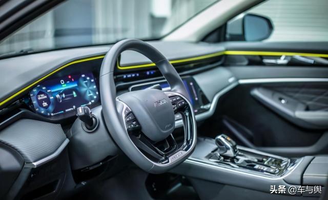 奕炫MAX上海车展首发,外观更年轻,搭1.5T发动机