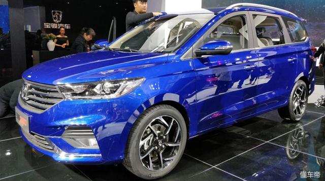 去看北京车展还看SUV？看不吐么？我建议你把头扭过来看看它