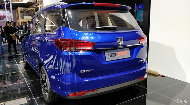 去看北京车展还看SUV？看不吐么？我建议你把头扭过来看看它