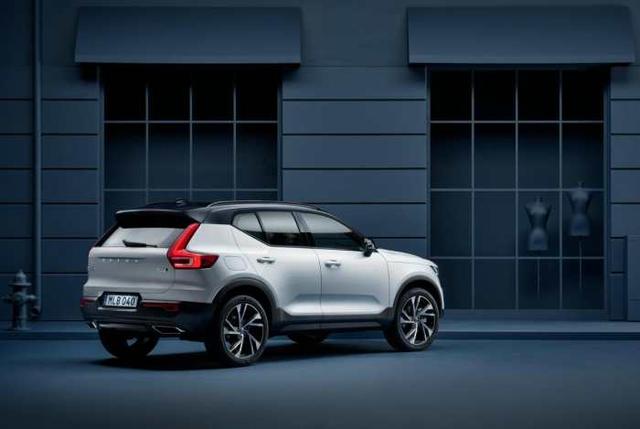 沃尔沃XC40居然比奥迪Q3贵8万 还是等22万的国产版本吧