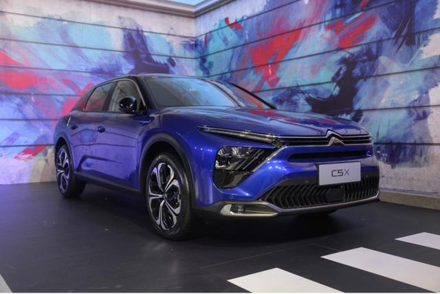 注册“凡尔赛”商标 谁还能有东风雪铁龙凡尔赛更凡