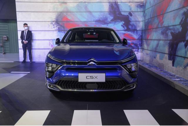 注册“凡尔赛”商标 谁还能有东风雪铁龙凡尔赛更凡