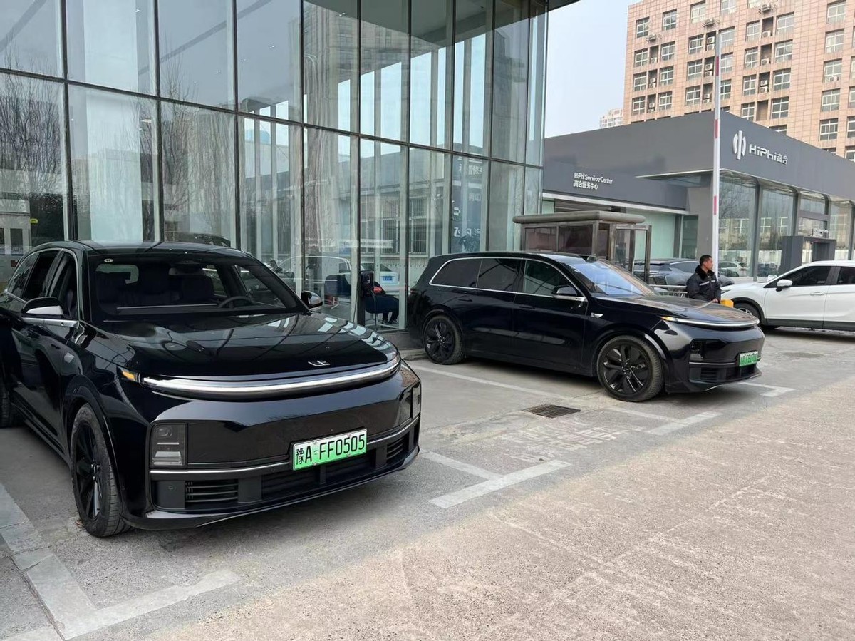 理想为什么卖得好?陪朋友去4S店看了看车,答案出来了