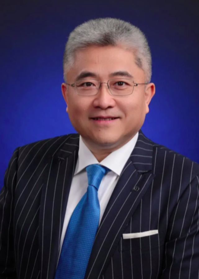 奔驰中国人事换防,段建军接棒一把手!