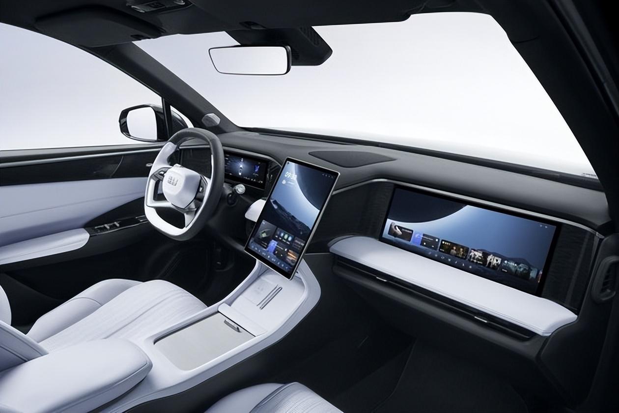 13.87万元起售：价格一步到位的吉利银河L7，到底有多香？