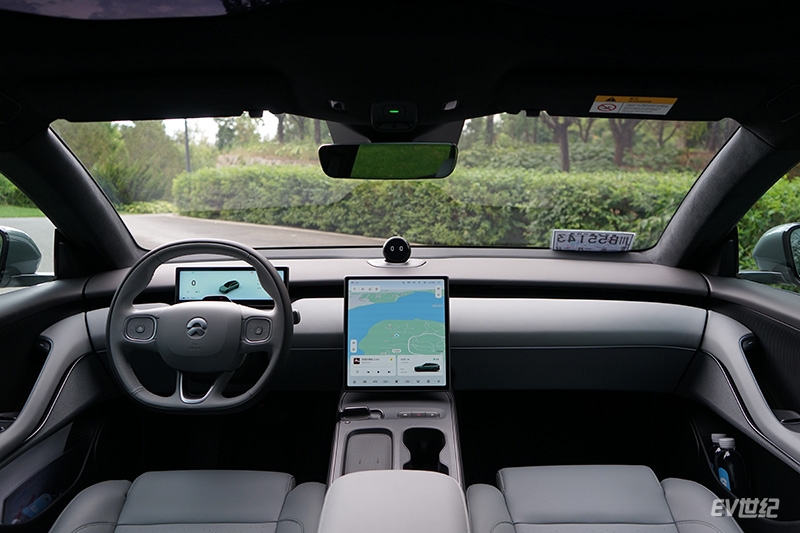 蔚来ET5旅行版上市,售29.8万-35.6万元