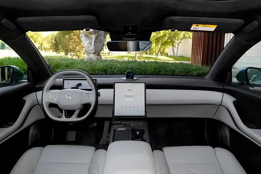 蔚来要用ET5旅行版“干掉”特斯拉Model Y?