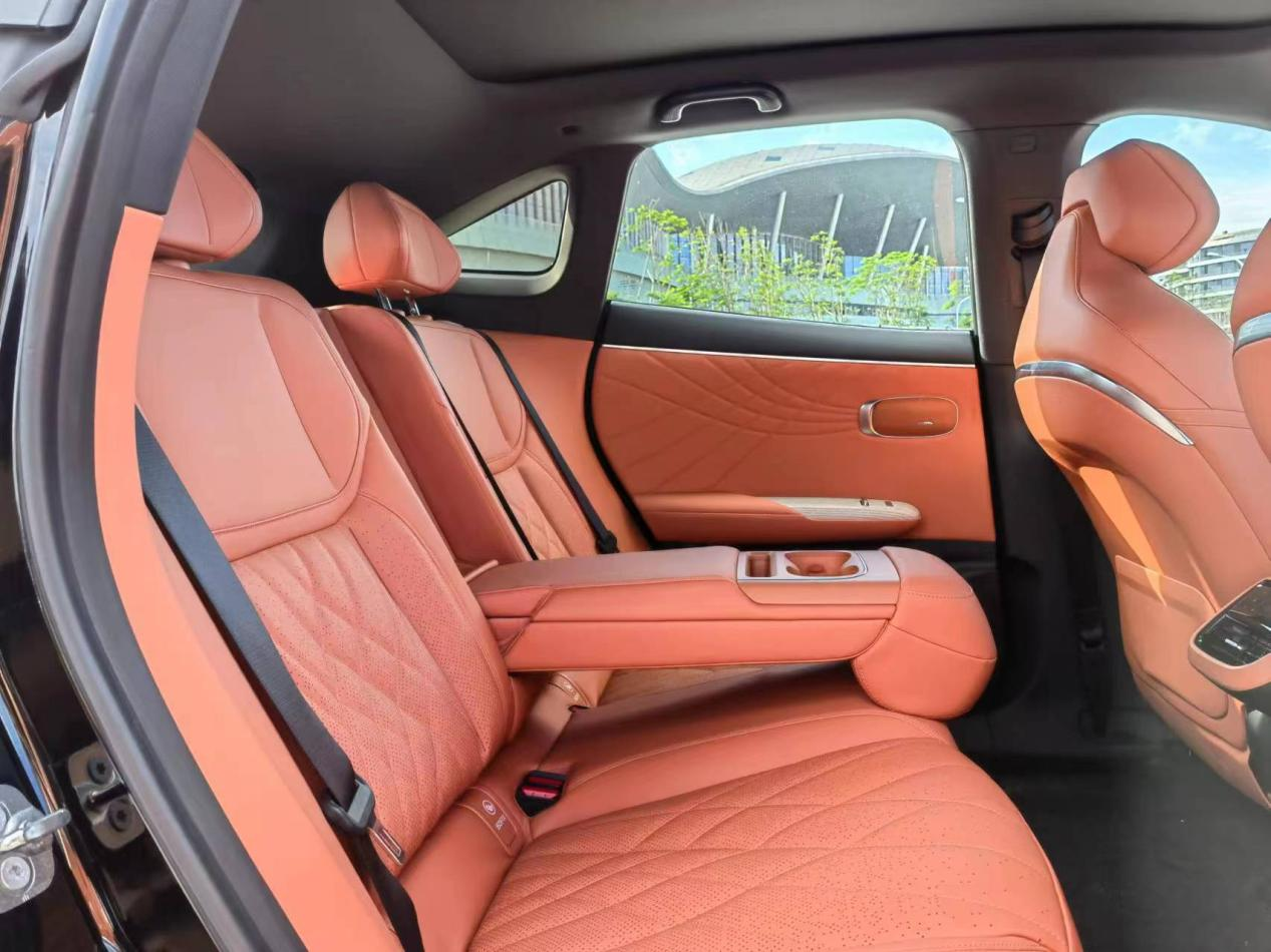 购车手册丨这次深蓝S7真不贵了，但哪款最值得买？