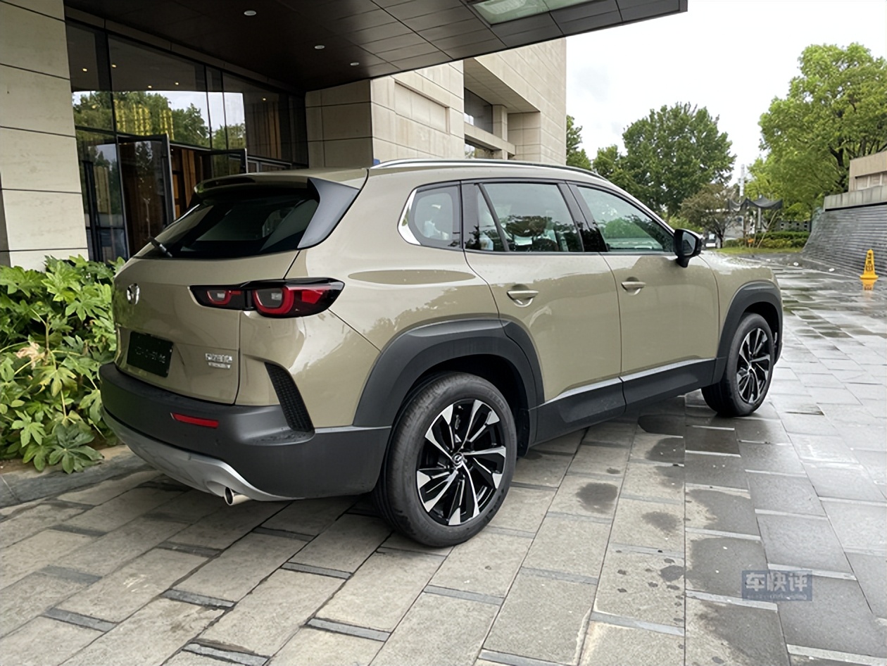 如果你还想买燃油SUV，马自达CX-50行也是绕不过的一台车