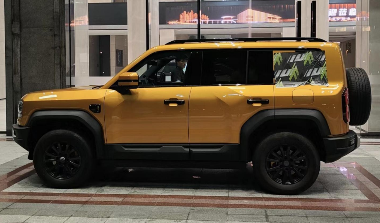 配备三把锁4.8秒破百，方程豹5终于揭开了神秘的面纱