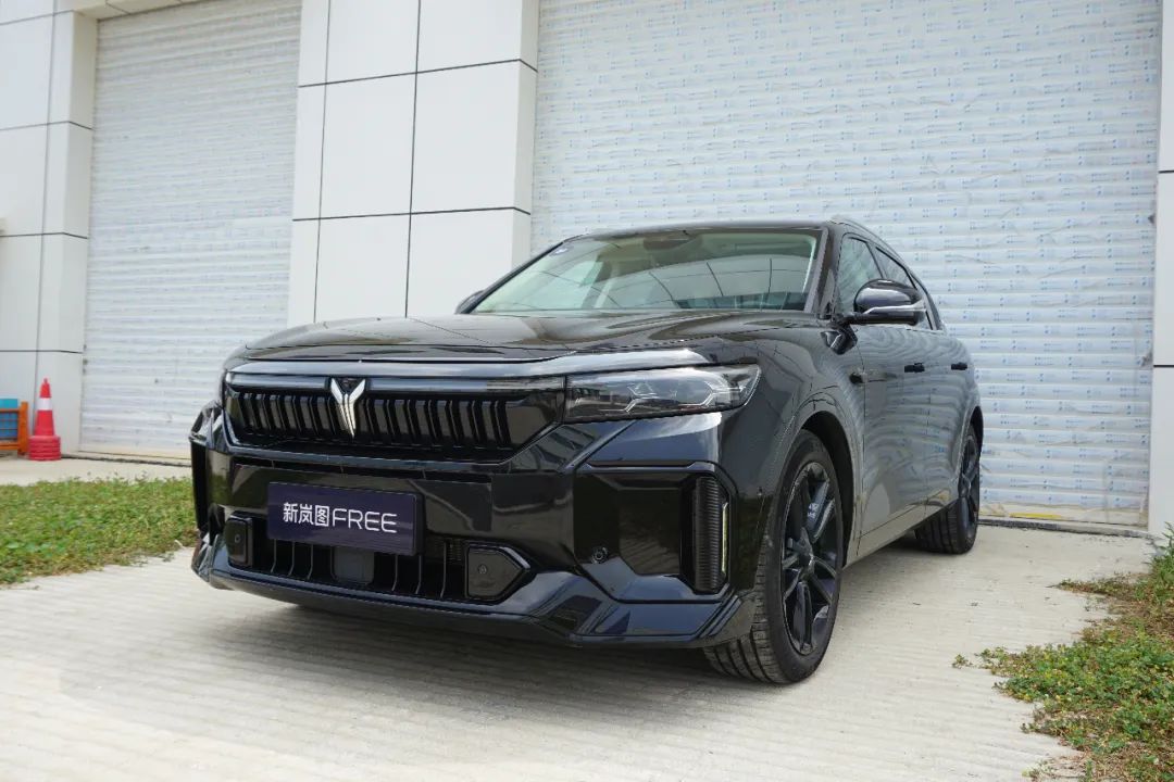 首搭百度Apollo，新岚图FREE的智驾属于什么水平？
