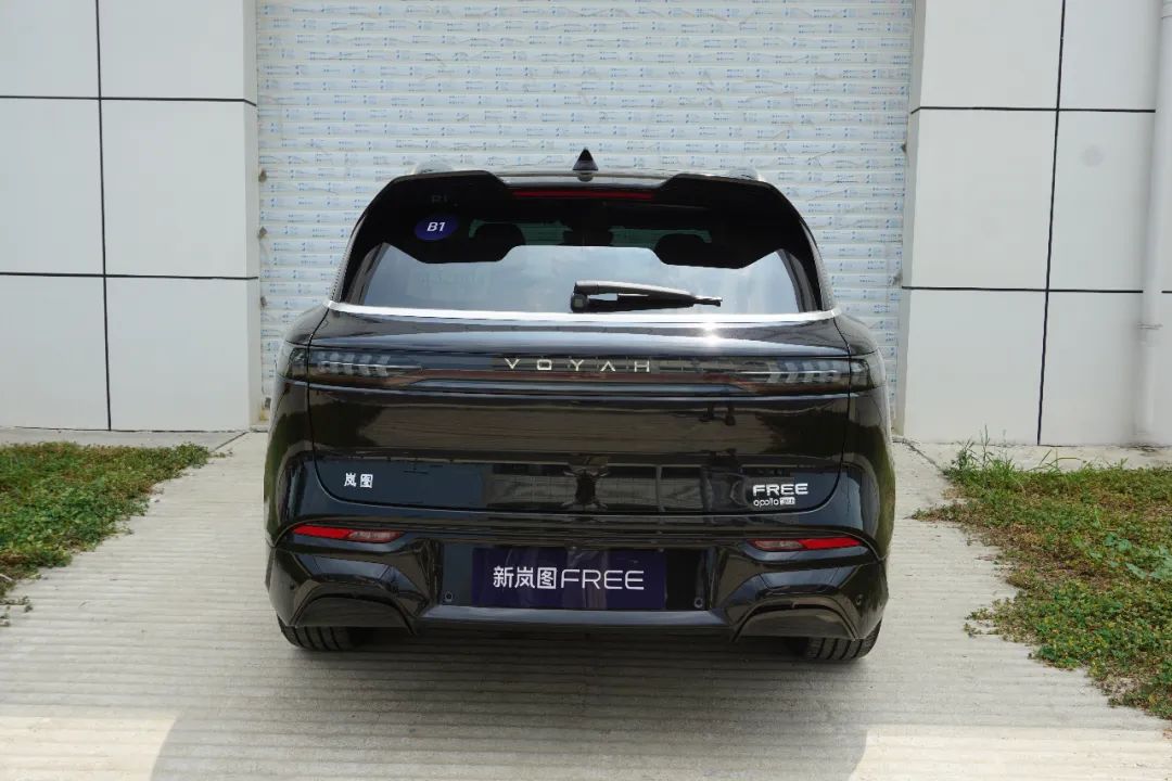 首搭百度Apollo，新岚图FREE的智驾属于什么水平？