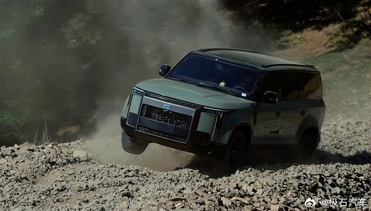 极石01:走理想的路,让理想无路可走?