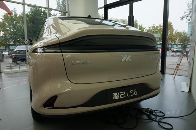 到店实拍智己LS6:有望成为智己汽车的销量担当