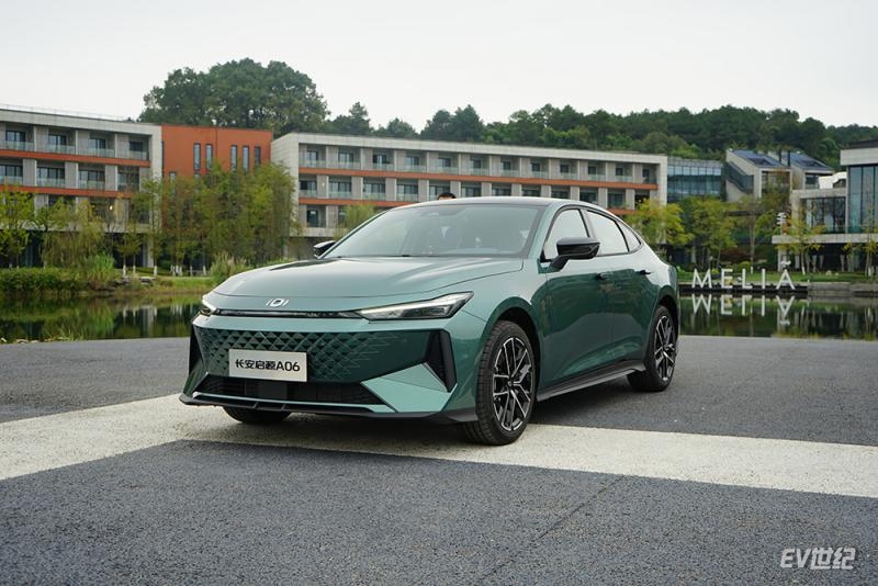 外观造型依旧在线,静态体验长安启源A06/Q05