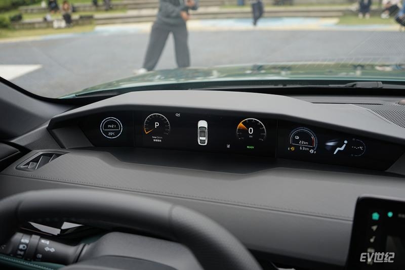 外观造型依旧在线,静态体验长安启源A06/Q05