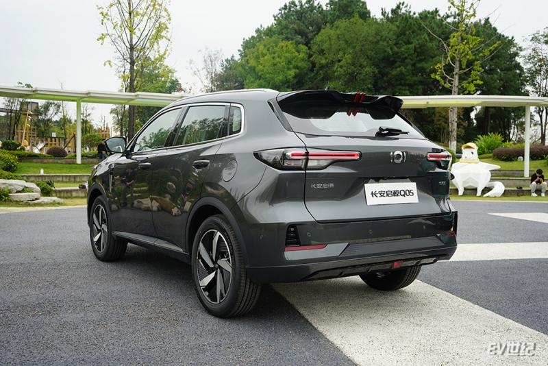 外观造型依旧在线,静态体验长安启源A06/Q05