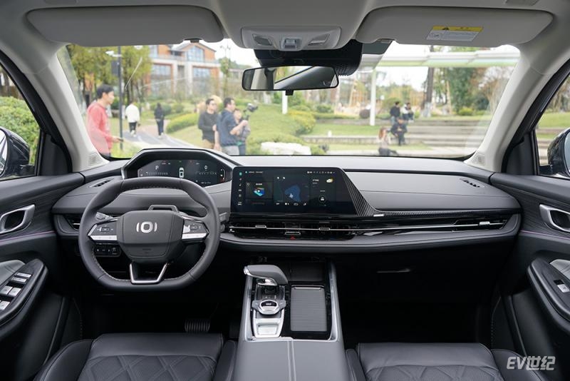 外观造型依旧在线,静态体验长安启源A06/Q05