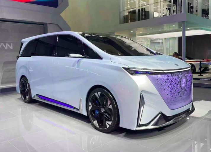 车展观察:混战新能源MPV,中国车市接下来还要怎么卷?