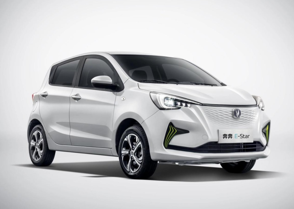 长安Lumin降1.2万、熊猫mini才3.99万,微型电车能否以价换量?