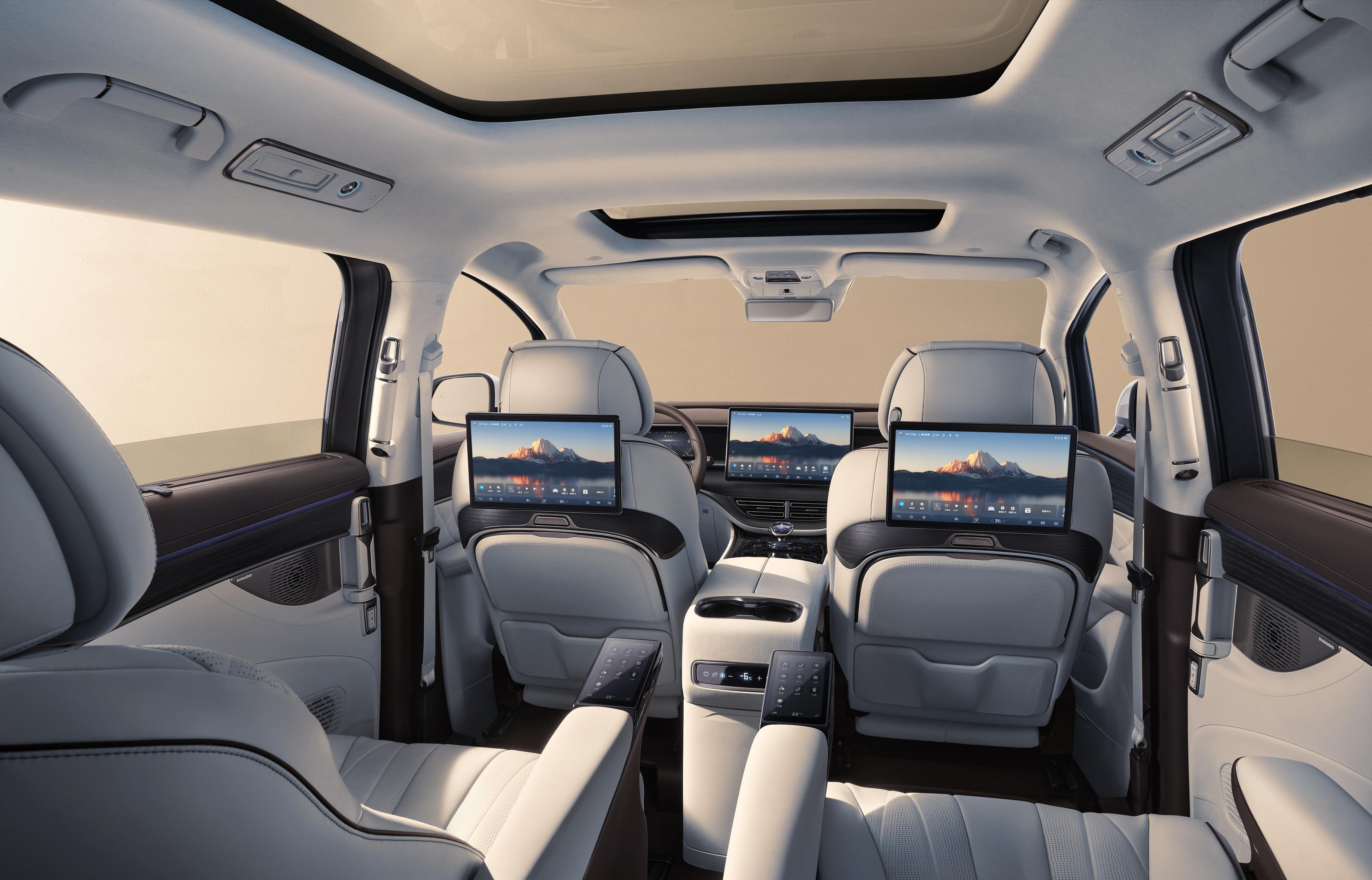 2024款腾势D9上市，7项大升级，想取代它不容易