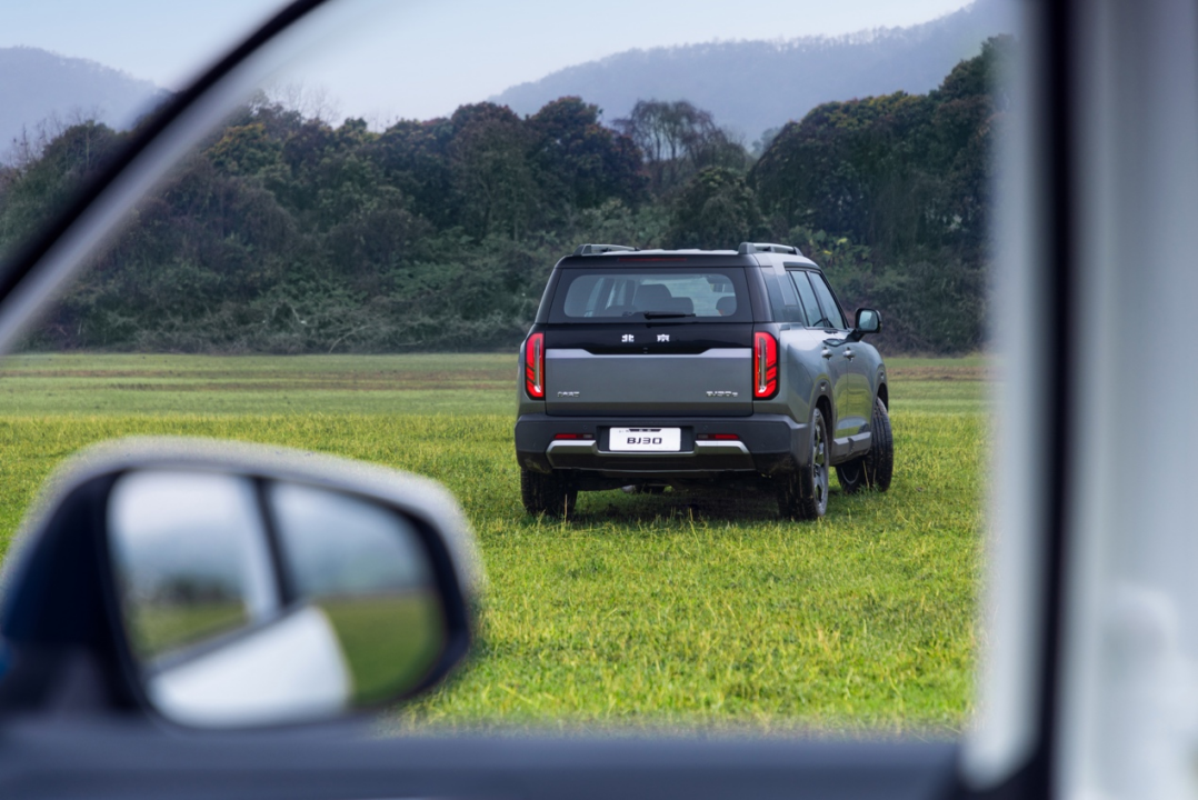 混动电四驱 A级轻野SUV 北京汽车BJ30将于3月21日亮相