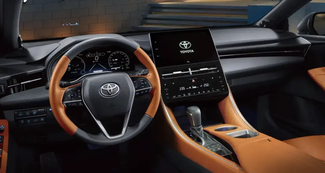 新亚洲龙小改款,新增2.0L混动系统,一汽丰田被批没有诚意?