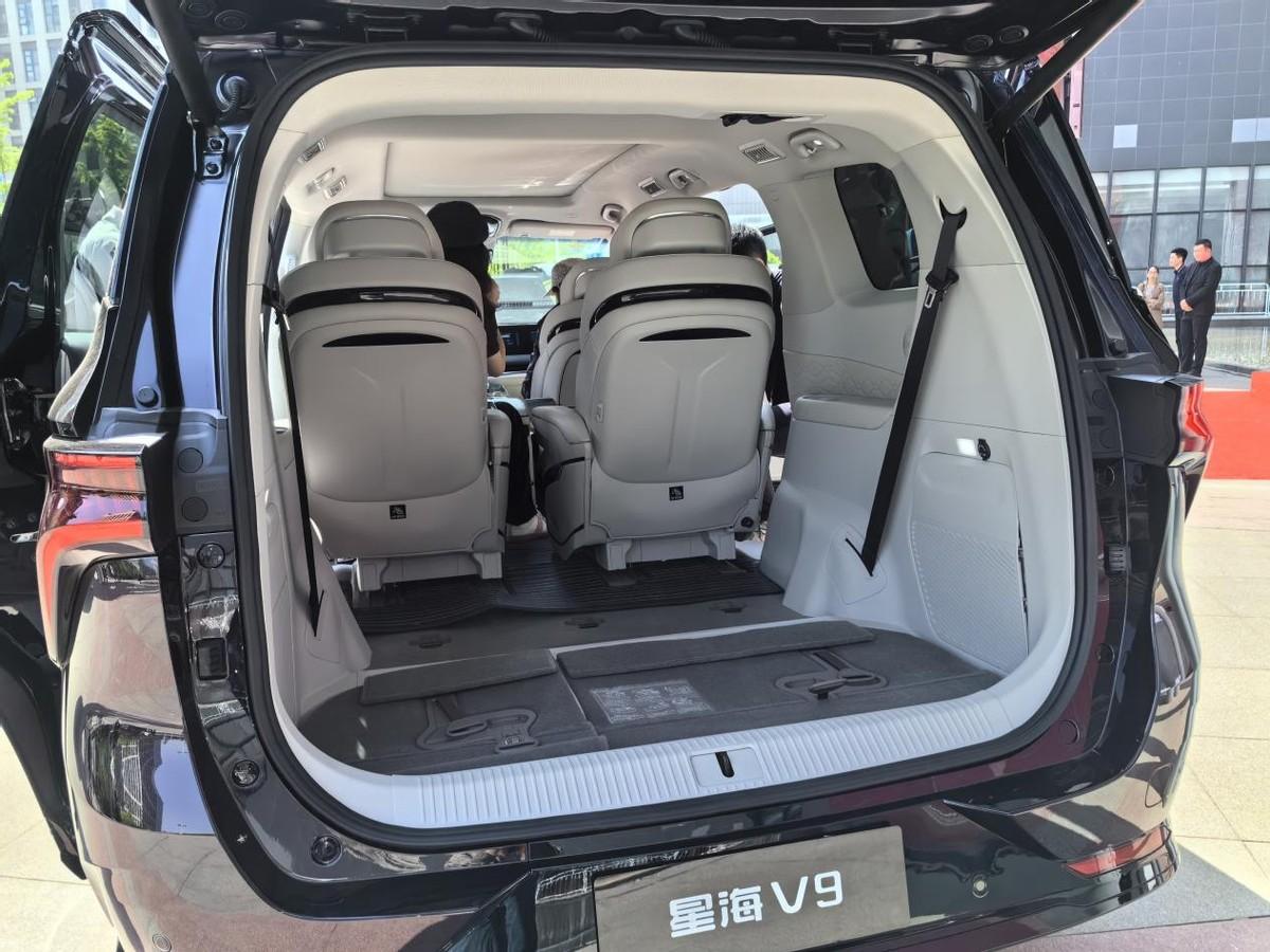 风行星海V9预售17.99万起,综合续航1300km,瞄准腾势D9