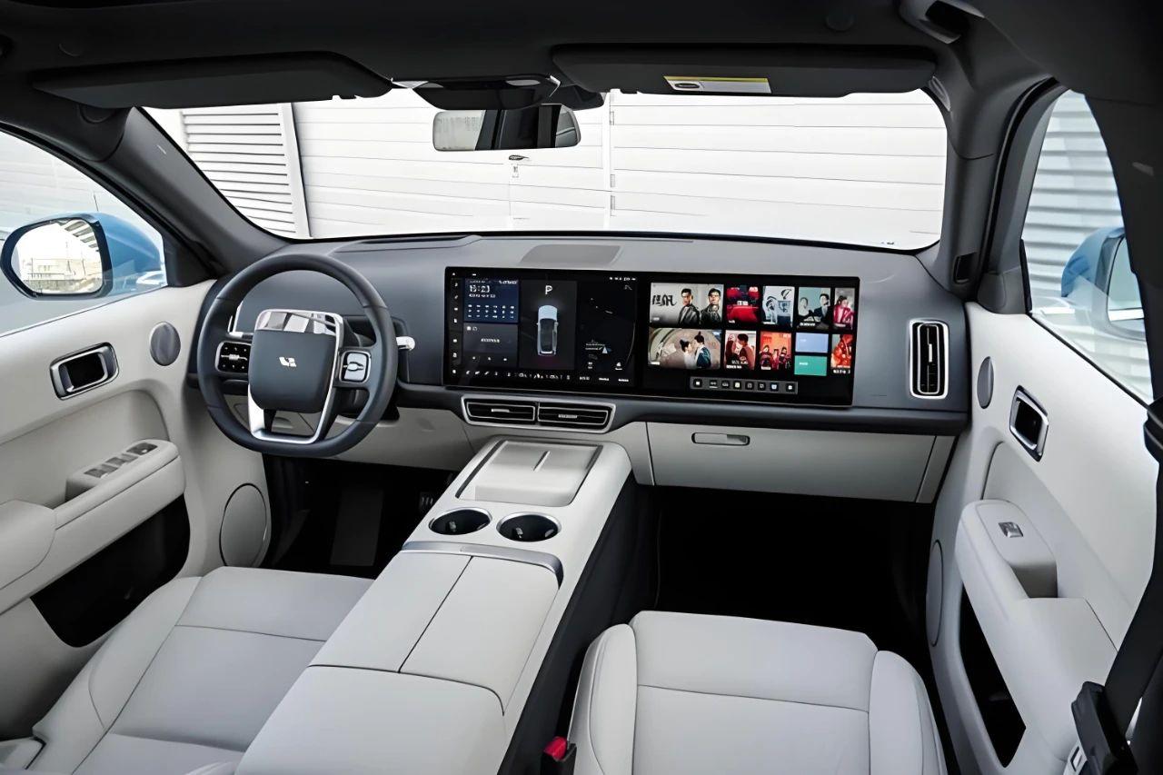 又是套娃设计：24.98万起售的理想L6，能否实现月销3万辆？