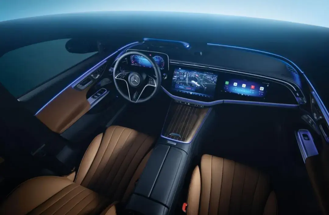 全新奔驰E 350 e L上市,绿色、智能、豪华卷出新高度