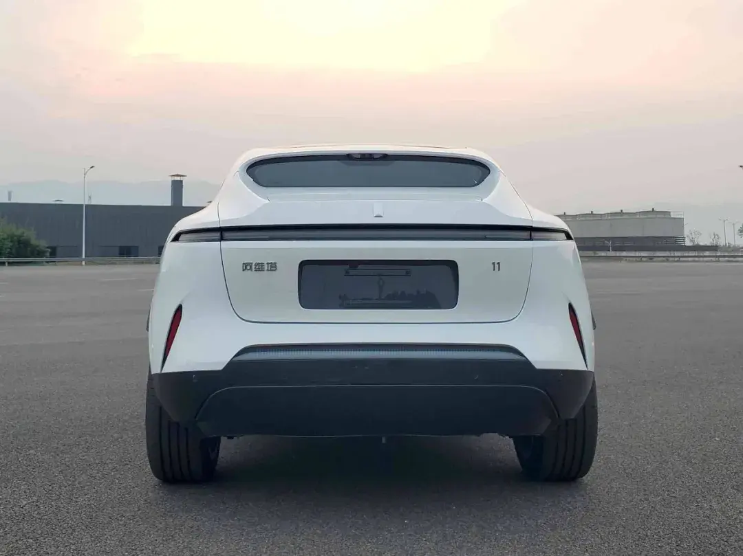 比亚迪宋L DM-i申报图亮相，多款轿跑上新，谁是小米SU7最强之敌？