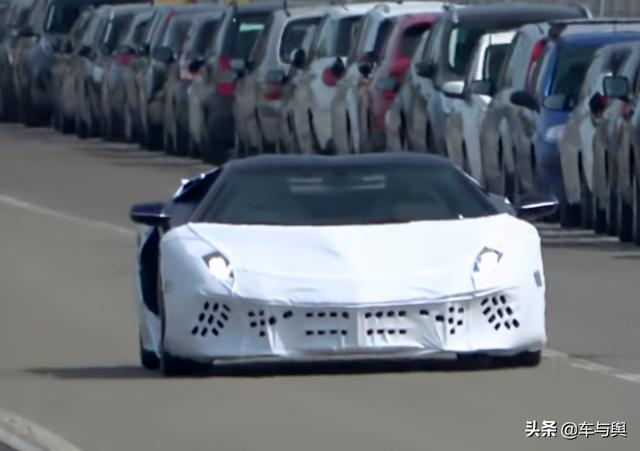 兰博基尼Aventador S Jota谍照,整体辨识度更强