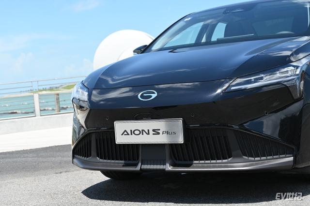 A级纯电动轿车霸主升级 广汽埃安AION S Plus上市售13.96万元起