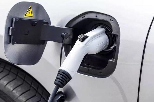 “技术派”VV7 PHEV：出来混，还得靠实力