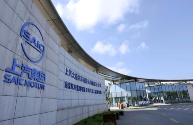 在达沃斯认证的中国首家“灯塔工厂”,让全新的智能化MPV下线