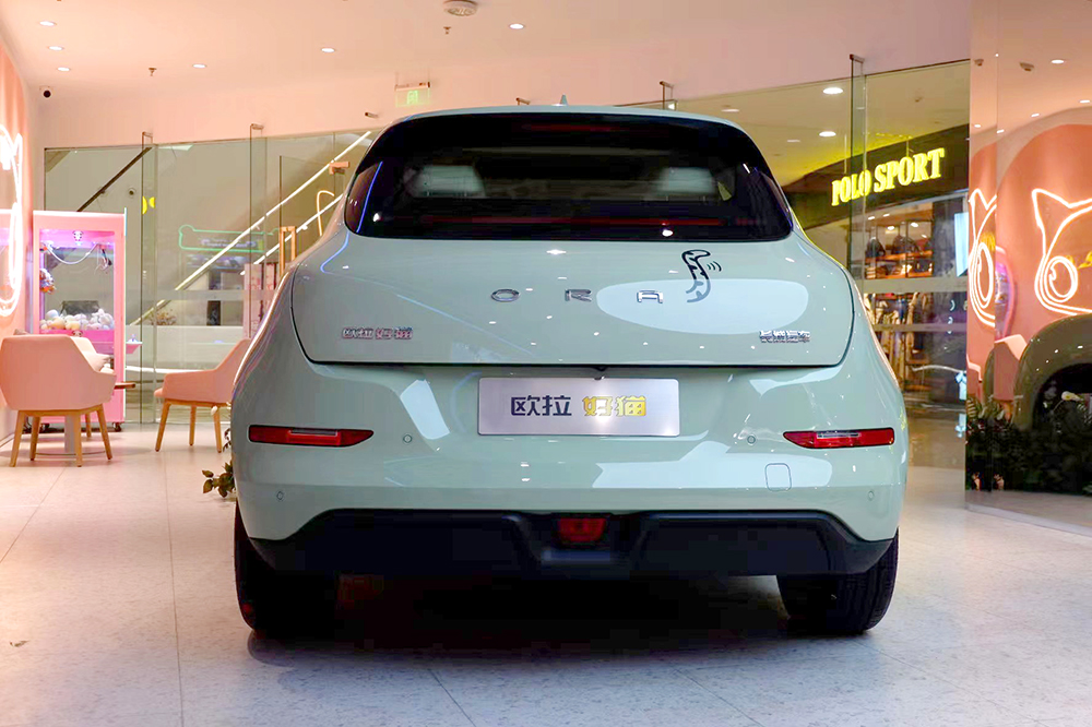 探店欧拉好猫莫兰迪版：宠粉季优惠1.8万？颜控已弃海豚