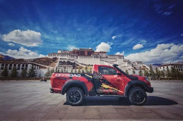 网红城打卡网红车,2021重庆车展比火锅串串小面还香!