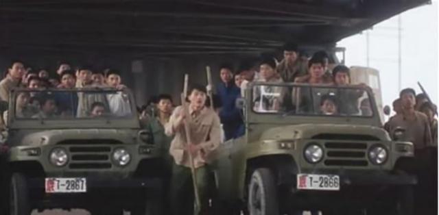让我们一起回到《你好,李焕英》的时代看看80年代的“情怀”车