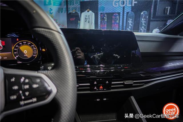 12.98 万元起售的全新高尔夫,为何冠以「数字」之名?