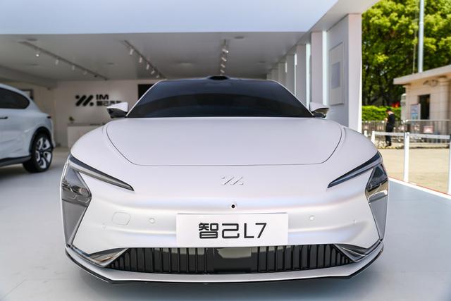 万人空巷!五五购物节正式启动,上汽集团成汽车行业代言者