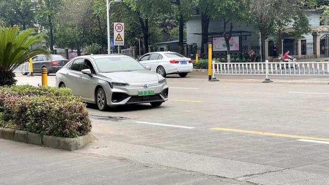 新能源行业进入“战国时代”,“柳州模式”靠什么继续赢?