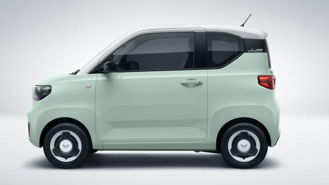 小毛病无所谓,价格好颜值高才是王道,这就是宏光MINI EV