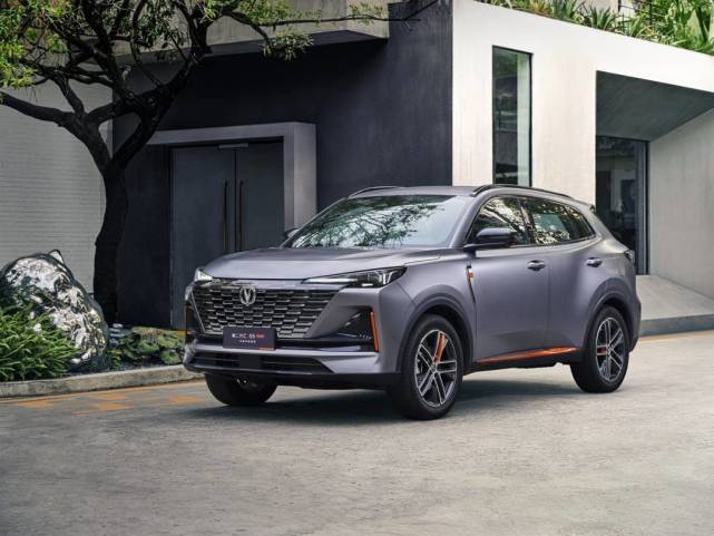 销量超68万的长安CS55,推限量版车型,外观内饰亮点多