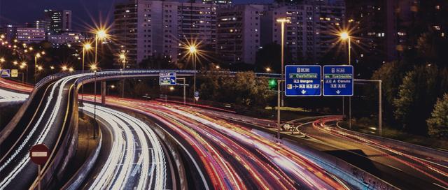国外的高速公路是如何收费的?