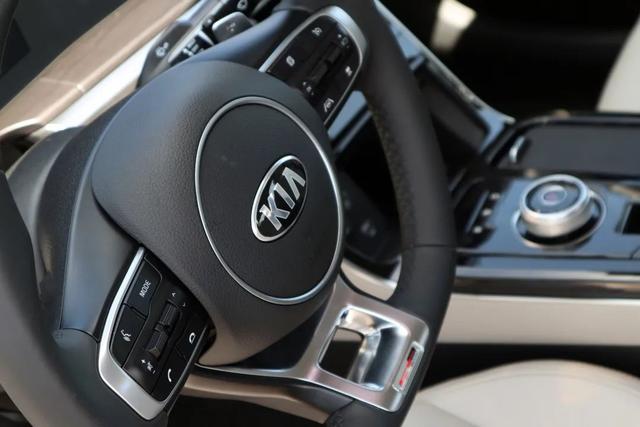 试驾全新K5凯酷:搭载全球独创CVVD技术,拒绝油腻更节油